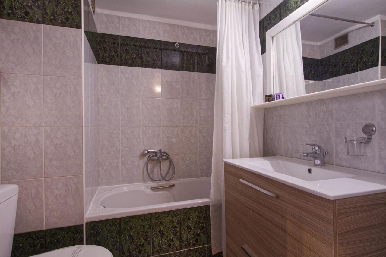 וולוס Hotel Nefeli מראה חיצוני תמונה